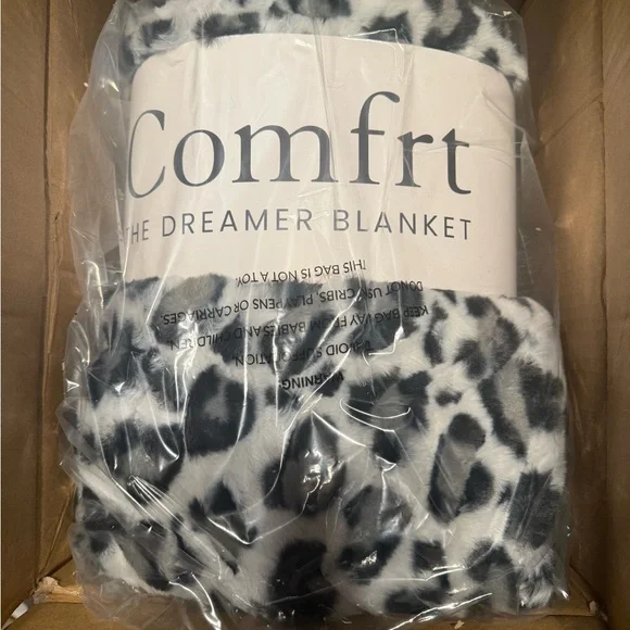 COMFRT DREAMER BLANKET - Picture 2 of 2